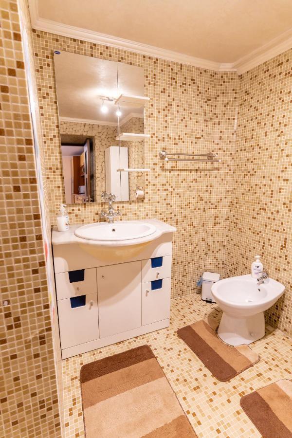 Mario'S Cozy Apartment Рышнов Экстерьер фото